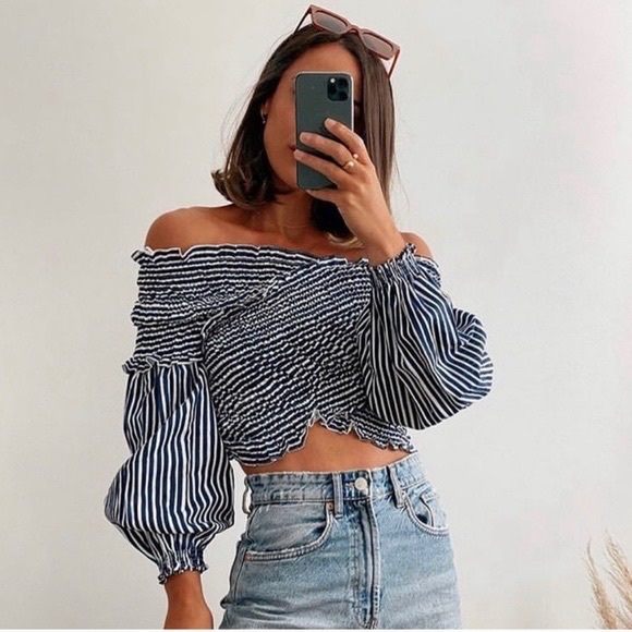 ZARA cropped top with elastic detail navy/white - Picture 2 of 7